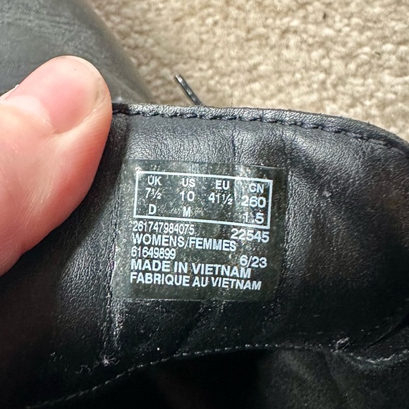 Clarks Orianna Lace Leather Combat Boot, Black Leather, Sz 10 - Picture 7 of 7